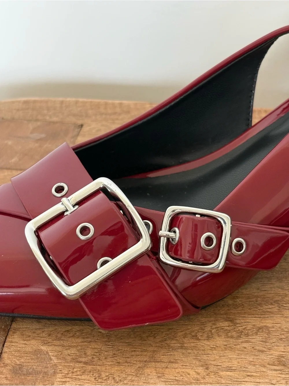 Steve Madden Lezley Kitten Heel Slingback Pump Red Patent Size 8.5